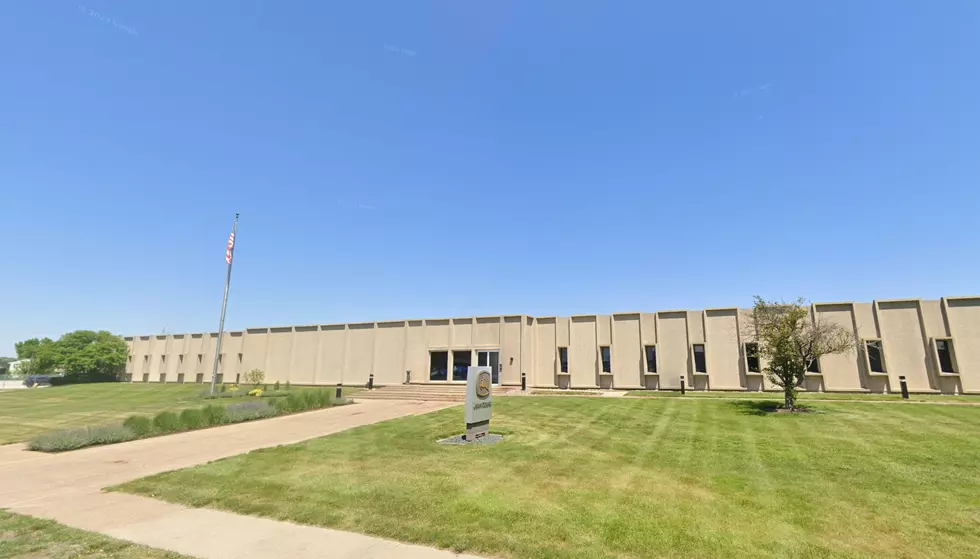 John Deere Reportedly Lays Off 489 Workers – Most in Illinois