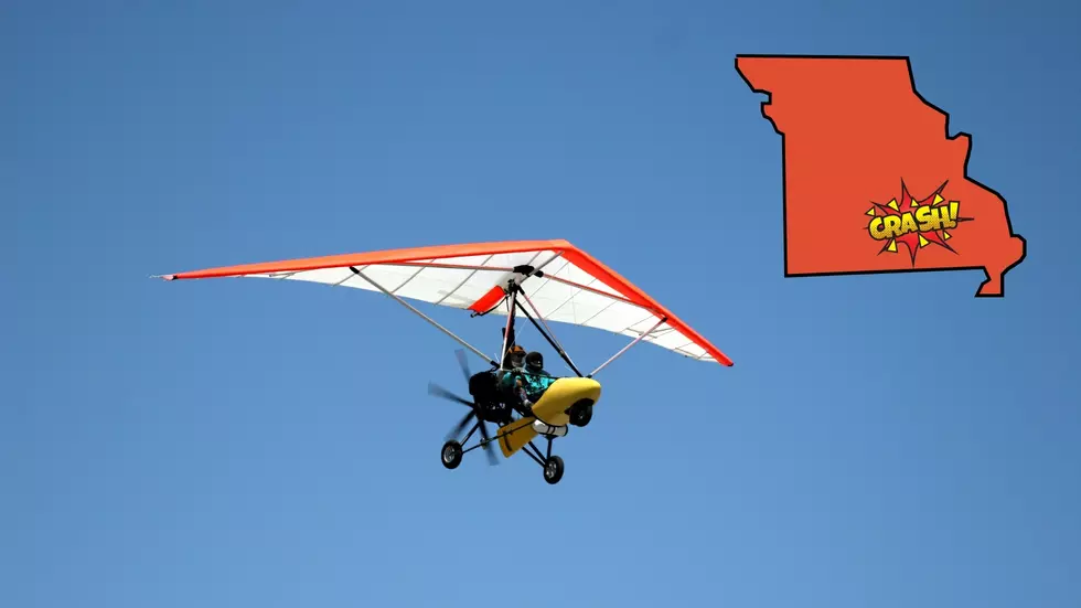Missouri Man Hurt When His Ultralight Plane Lost Power & Crashed